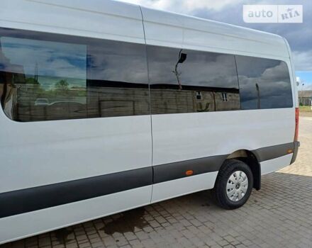 Белый Мерседес Sprinter, объемом двигателя 2.99 л и пробегом 357 тыс. км за 38000 $, фото 8 на Automoto.ua