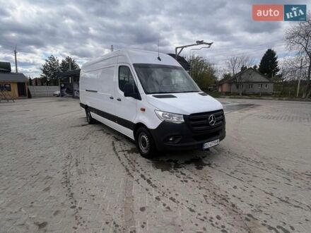 Белый Мерседес Sprinter, объемом двигателя 2.2 л и пробегом 121 тыс. км за 29900 $, фото 1 на Automoto.ua