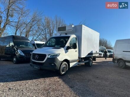 Белый Мерседес Sprinter, объемом двигателя 3 л и пробегом 222 тыс. км за 44499 $, фото 1 на Automoto.ua