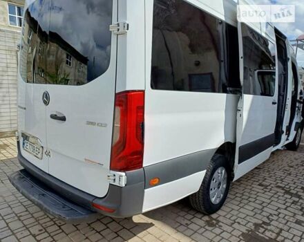 Белый Мерседес Sprinter, объемом двигателя 2.99 л и пробегом 357 тыс. км за 38000 $, фото 4 на Automoto.ua