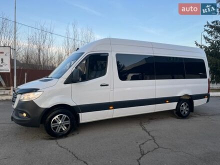 Белый Мерседес Sprinter, объемом двигателя 3 л и пробегом 205 тыс. км за 41888 $, фото 1 на Automoto.ua