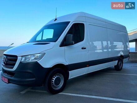 Белый Мерседес Sprinter, объемом двигателя 2.2 л и пробегом 288 тыс. км за 25900 $, фото 1 на Automoto.ua