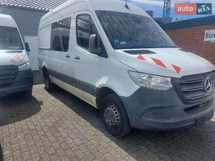 Белый Мерседес Sprinter, объемом двигателя 2.2 л и пробегом 101 тыс. км за 35500 $, фото 1 на Automoto.ua