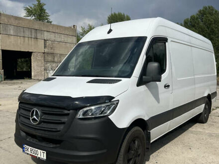 Белый Мерседес Sprinter, объемом двигателя 2.99 л и пробегом 32 тыс. км за 49900 $, фото 1 на Automoto.ua