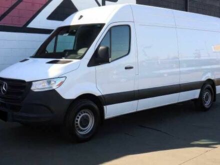 Мерседес Sprinter 2020 в Кривом Роге на Automoto.ua Белый Мерседес Sprinter, объемом двигателя 3 л и пробегом 45 тыс. км за 20400 $, фото 1 на Automoto.ua