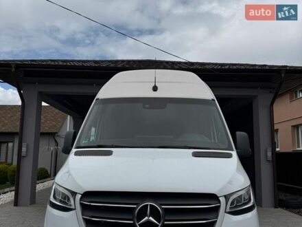 Белый Мерседес Sprinter, объемом двигателя 2.99 л и пробегом 400 тыс. км за 74735 $, фото 1 на Automoto.ua