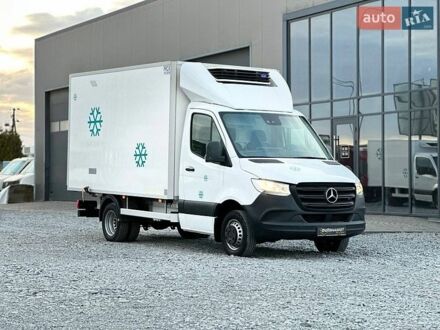 Белый Мерседес Sprinter, объемом двигателя 2.2 л и пробегом 142 тыс. км за 34900 $, фото 1 на Automoto.ua