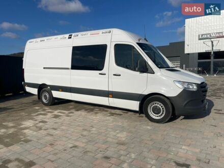 Белый Мерседес Sprinter, объемом двигателя 2.99 л и пробегом 359 тыс. км за 45900 $, фото 1 на Automoto.ua