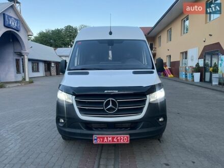 Белый Мерседес Sprinter, объемом двигателя 3 л и пробегом 204 тыс. км за 39888 $, фото 1 на Automoto.ua