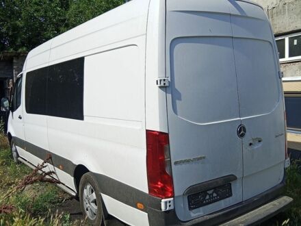 Белый Мерседес Sprinter, объемом двигателя 2.14 л и пробегом 598 тыс. км за 15500 $, фото 1 на Automoto.ua