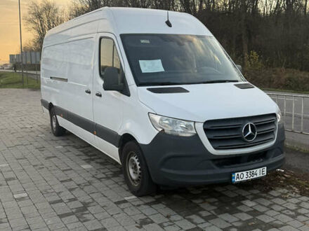Белый Мерседес Sprinter, объемом двигателя 2.2 л и пробегом 260 тыс. км за 27999 $, фото 1 на Automoto.ua
