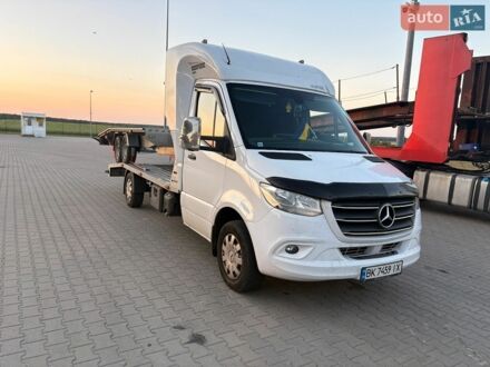 Белый Мерседес Sprinter, объемом двигателя 2.1 л и пробегом 350 тыс. км за 34999 $, фото 1 на Automoto.ua