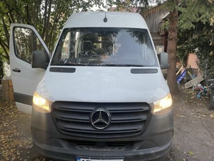 Білий Мерседес Sprinter, об'ємом двигуна 2.2 л та пробігом 350 тис. км за 35318 $, фото 1 на Automoto.ua
