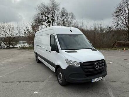 Белый Мерседес Sprinter, объемом двигателя 3 л и пробегом 207 тыс. км за 37000 $, фото 1 на Automoto.ua
