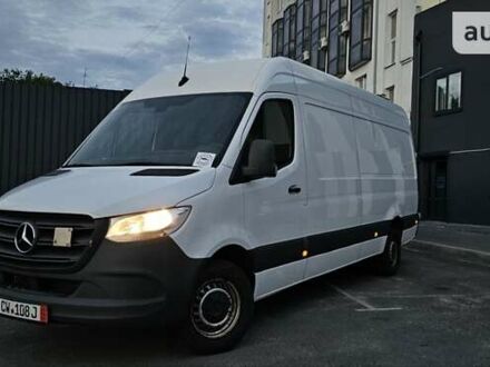 Белый Мерседес Sprinter, объемом двигателя 2.2 л и пробегом 490 тыс. км за 25990 $, фото 1 на Automoto.ua