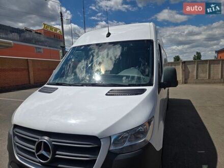 Белый Мерседес Sprinter, объемом двигателя 2.99 л и пробегом 400 тыс. км за 37500 $, фото 1 на Automoto.ua