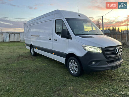 Белый Мерседес Sprinter, объемом двигателя 2 л и пробегом 145 тыс. км за 28999 $, фото 1 на Automoto.ua