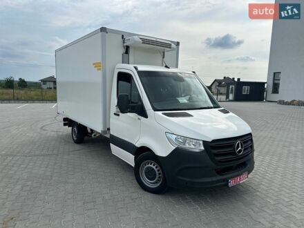 Белый Мерседес Sprinter, объемом двигателя 2.2 л и пробегом 243 тыс. км за 27500 $, фото 1 на Automoto.ua