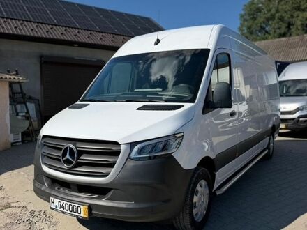 Белый Мерседес Sprinter, объемом двигателя 1.95 л и пробегом 280 тыс. км за 27944 $, фото 1 на Automoto.ua