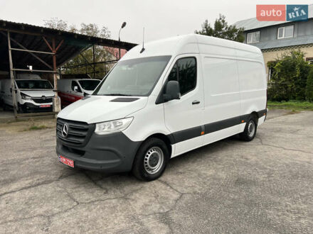 Белый Мерседес Sprinter, объемом двигателя 2 л и пробегом 237 тыс. км за 25499 $, фото 1 на Automoto.ua