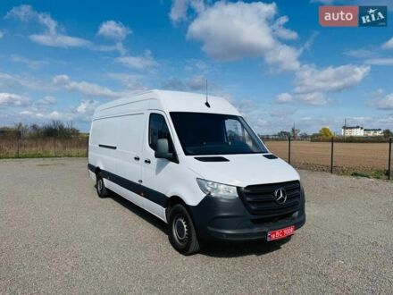 Белый Мерседес Sprinter, объемом двигателя 1.99 л и пробегом 320 тыс. км за 25800 $, фото 1 на Automoto.ua