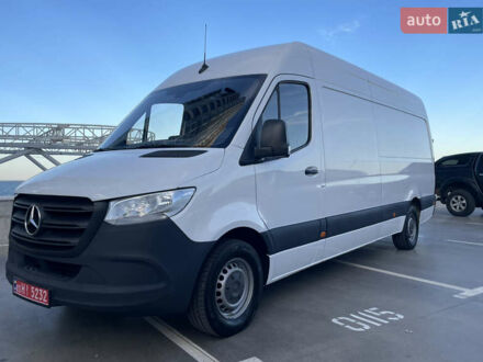 Белый Мерседес Sprinter, объемом двигателя 2.2 л и пробегом 288 тыс. км за 24900 $, фото 1 на Automoto.ua