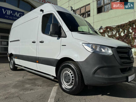 Мерседес Sprinter 2021 в Киеве на Automoto.ua Белый Мерседес Sprinter, объемом двигателя 2 л и пробегом 70 тыс. км за 22400 $, фото 1 на Automoto.ua