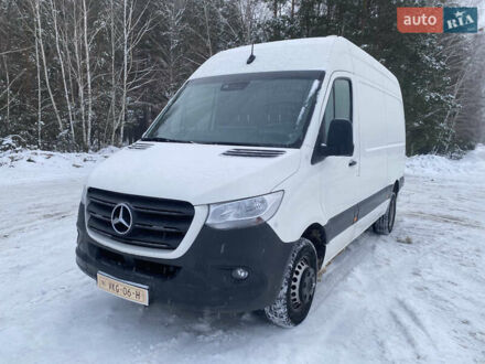 Белый Мерседес Sprinter, объемом двигателя 2.2 л и пробегом 225 тыс. км за 27900 $, фото 1 на Automoto.ua