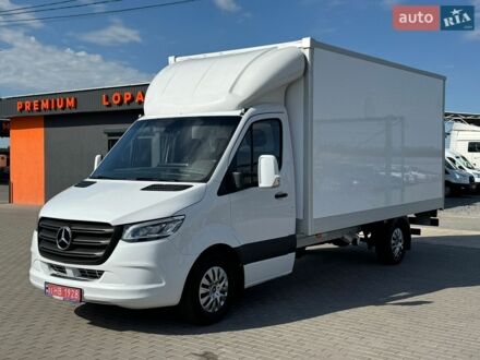 Белый Мерседес Sprinter, объемом двигателя 3 л и пробегом 295 тыс. км за 35432 $, фото 1 на Automoto.ua