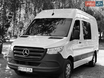 Белый Мерседес Sprinter, объемом двигателя 1.95 л и пробегом 208 тыс. км за 57000 $, фото 1 на Automoto.ua