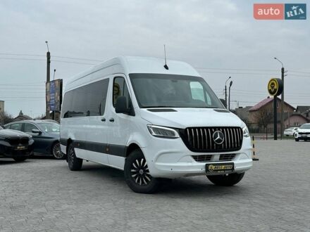 Белый Мерседес Sprinter, объемом двигателя 2.99 л и пробегом 22 тыс. км за 89000 $, фото 1 на Automoto.ua