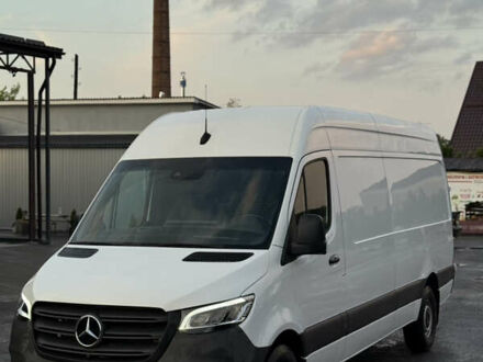Белый Мерседес Sprinter, объемом двигателя 2.99 л и пробегом 121 тыс. км за 43400 $, фото 1 на Automoto.ua