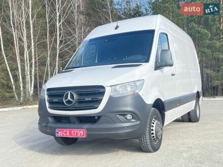 Белый Мерседес Sprinter, объемом двигателя 2.2 л и пробегом 225 тыс. км за 26900 $, фото 1 на Automoto.ua