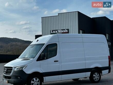Белый Мерседес Sprinter, объемом двигателя 2.99 л и пробегом 330 тыс. км за 26905 $, фото 1 на Automoto.ua