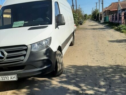 Белый Мерседес Sprinter, объемом двигателя 2.14 л и пробегом 130 тыс. км за 43000 $, фото 1 на Automoto.ua