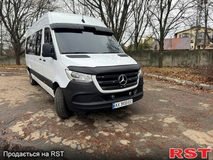 Білий Мерседес Sprinter, об'ємом двигуна 2 л та пробігом 325 тис. км за 40000 $, фото 1 на Automoto.ua