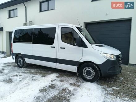 Белый Мерседес Sprinter, объемом двигателя 2.2 л и пробегом 295 тыс. км за 29999 $, фото 1 на Automoto.ua