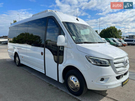 Белый Мерседес Sprinter, объемом двигателя 3 л и пробегом 360 тыс. км за 95499 $, фото 1 на Automoto.ua