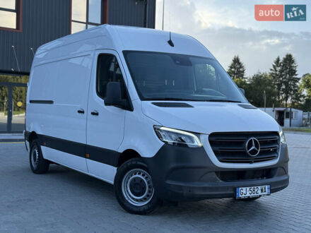 Белый Мерседес Sprinter, объемом двигателя 0 л и пробегом 136 тыс. км за 29999 $, фото 1 на Automoto.ua