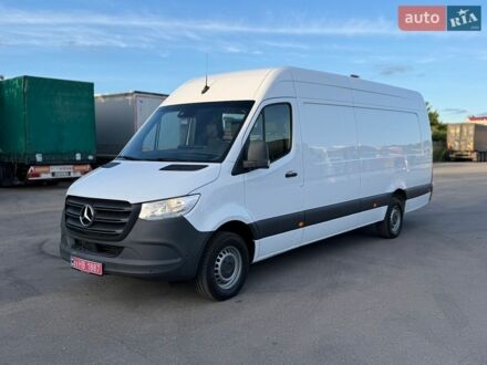 Белый Мерседес Sprinter, объемом двигателя 2 л и пробегом 162 тыс. км за 34444 $, фото 1 на Automoto.ua