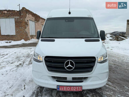 Белый Мерседес Sprinter, объемом двигателя 3 л и пробегом 445 тыс. км за 37000 $, фото 1 на Automoto.ua