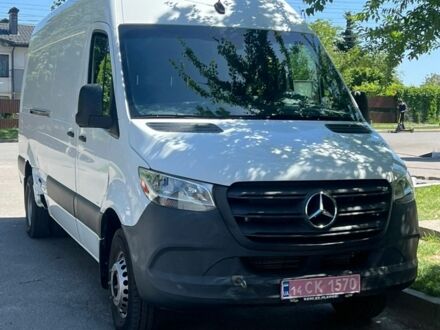 Белый Мерседес Sprinter, объемом двигателя 3 л и пробегом 137 тыс. км за 33900 $, фото 1 на Automoto.ua