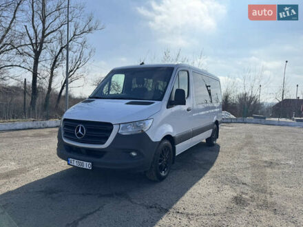Белый Мерседес Sprinter, объемом двигателя 1.95 л и пробегом 420 тыс. км за 37500 $, фото 1 на Automoto.ua