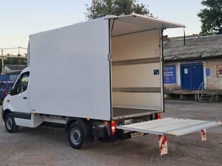 Белый Мерседес Sprinter, объемом двигателя 2 л и пробегом 241 тыс. км за 33500 $, фото 1 на Automoto.ua