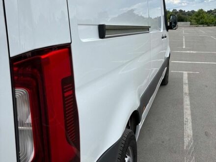 Белый Мерседес Sprinter, объемом двигателя 1.95 л и пробегом 166 тыс. км за 30900 $, фото 1 на Automoto.ua