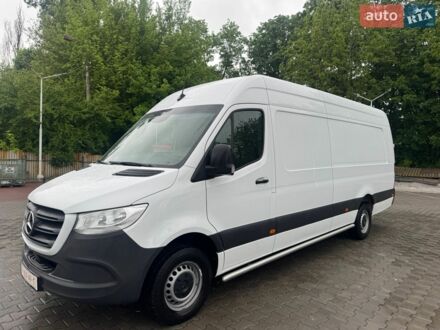 Белый Мерседес Sprinter, объемом двигателя 1.95 л и пробегом 285 тыс. км за 32000 $, фото 1 на Automoto.ua