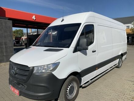 Белый Мерседес Sprinter, объемом двигателя 2 л и пробегом 84 тыс. км за 29955 $, фото 1 на Automoto.ua