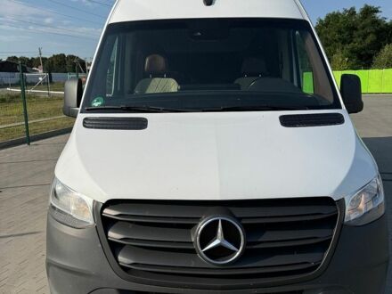 Белый Мерседес Sprinter, объемом двигателя 2 л и пробегом 297 тыс. км за 68885 $, фото 1 на Automoto.ua