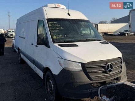 Белый Мерседес Sprinter, объемом двигателя 2.99 л и пробегом 250 тыс. км за 25900 $, фото 1 на Automoto.ua