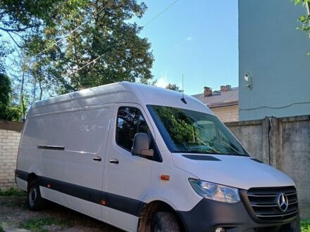 Белый Мерседес Sprinter, объемом двигателя 0 л и пробегом 239 тыс. км за 25750 $, фото 1 на Automoto.ua